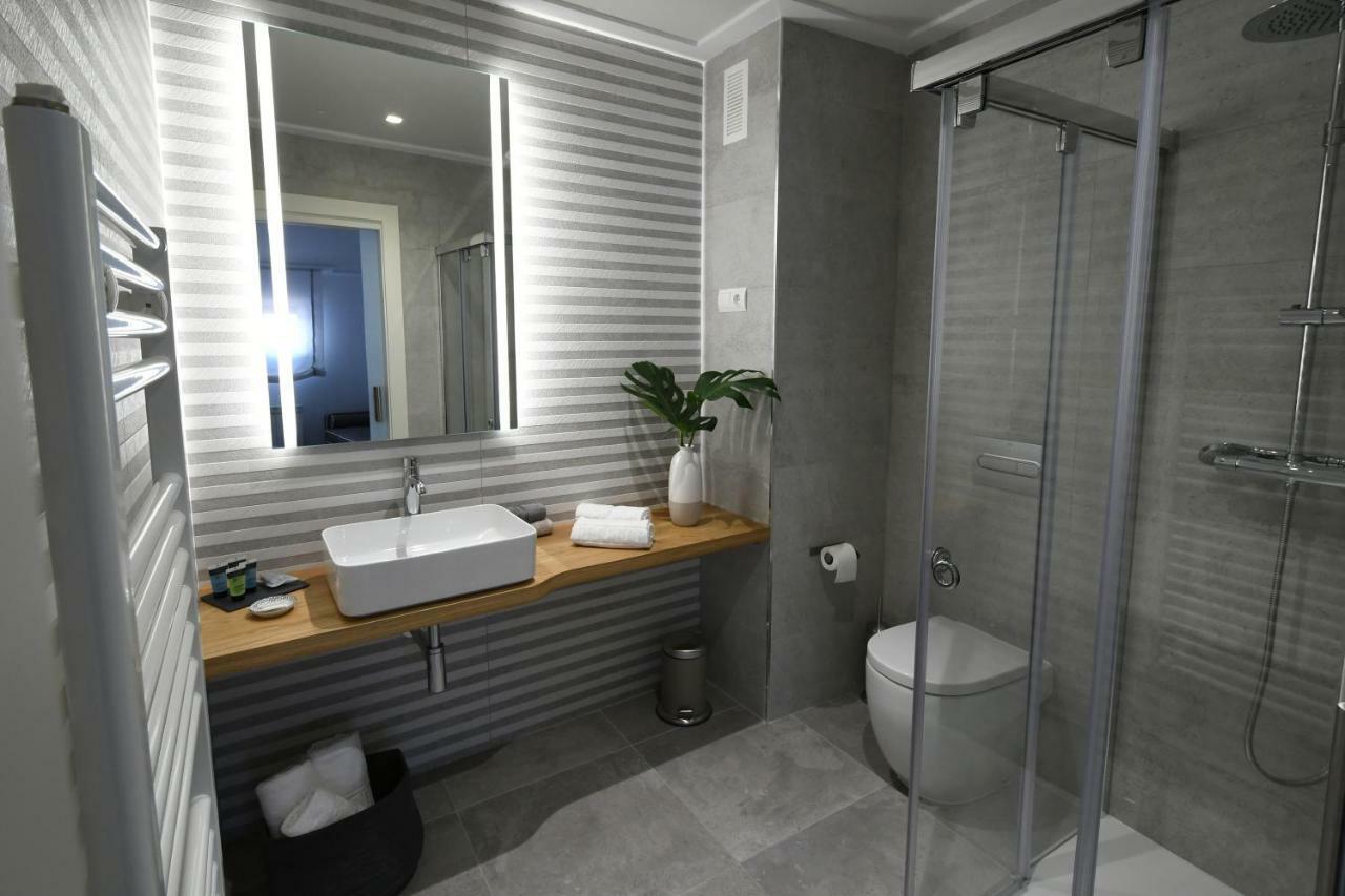 Leon Suite Urban Studios Ngoại thất bức ảnh